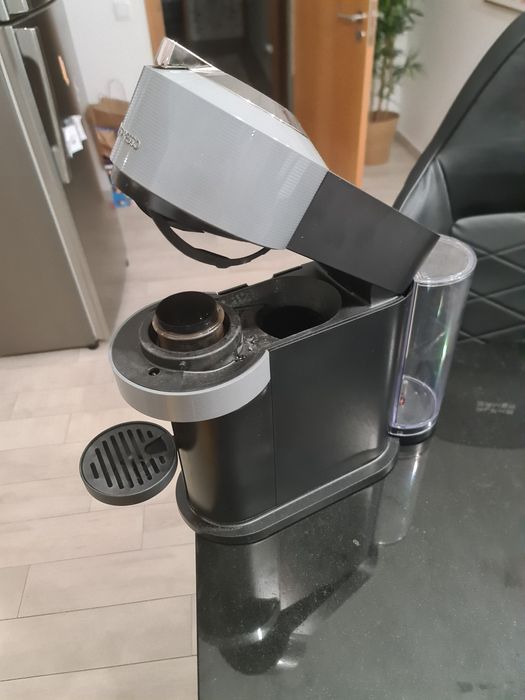 Máquina café Nespresso Vertuo Next