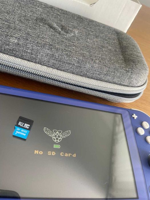 Nintendo Switch Lite Blue przerobiona + karta 32GB, futerał