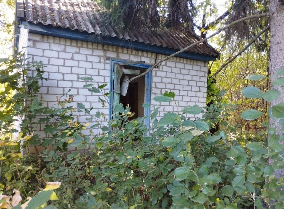 Продаж приватного двору під розбір/ремонт