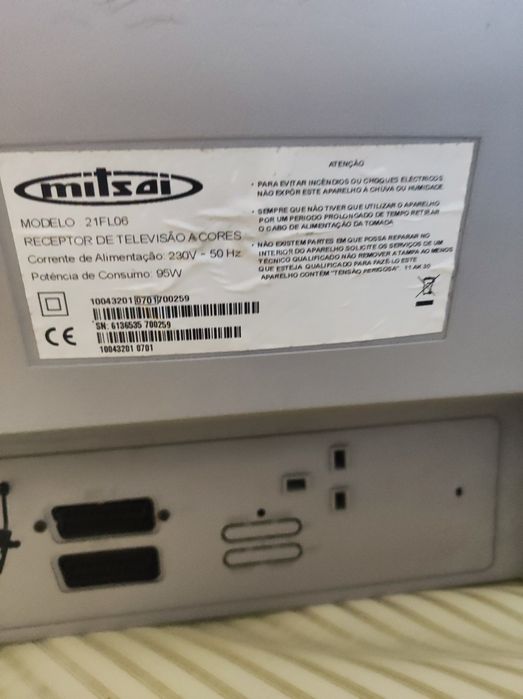 TV Mitsai 21FL26 de 21 polegadas