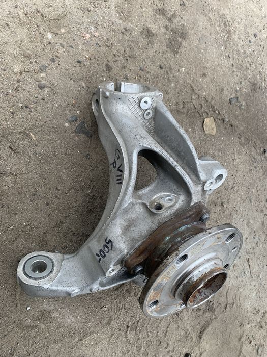 Zwrotnica prawa VW Golf VIII