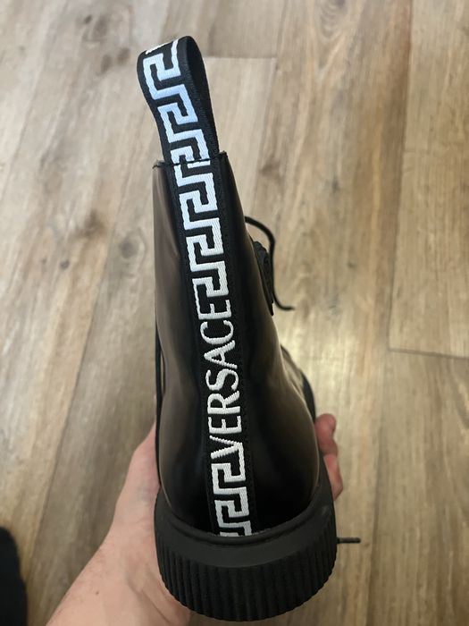 Ботинки versace нові