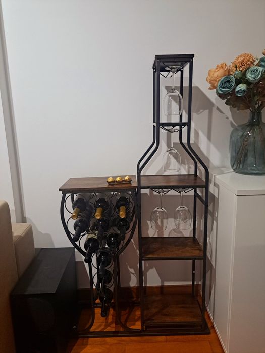 Garrafeira Resistente