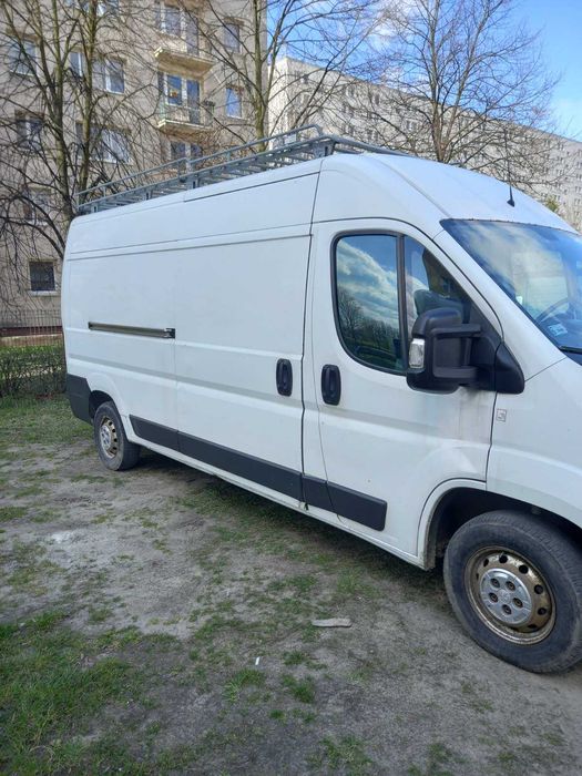 Przeprowadzki, usługi transportowe