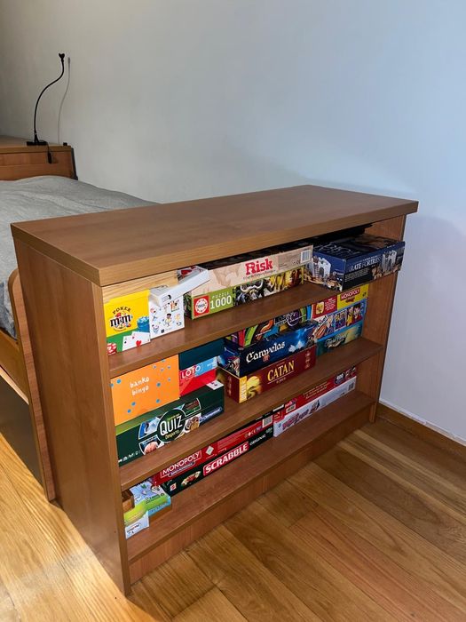 Cama dupla solteiro, 2 colchões e 3 módulos arrumação