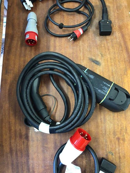 Переробка зарядки з 110в на 220в 50гц Volvo Tesla AUDI e-tron