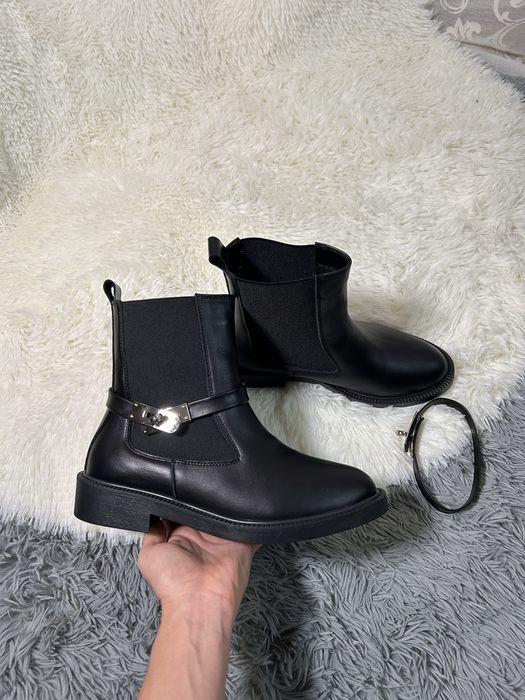 Шкіряні зимові челсі в 37,38 розмірі