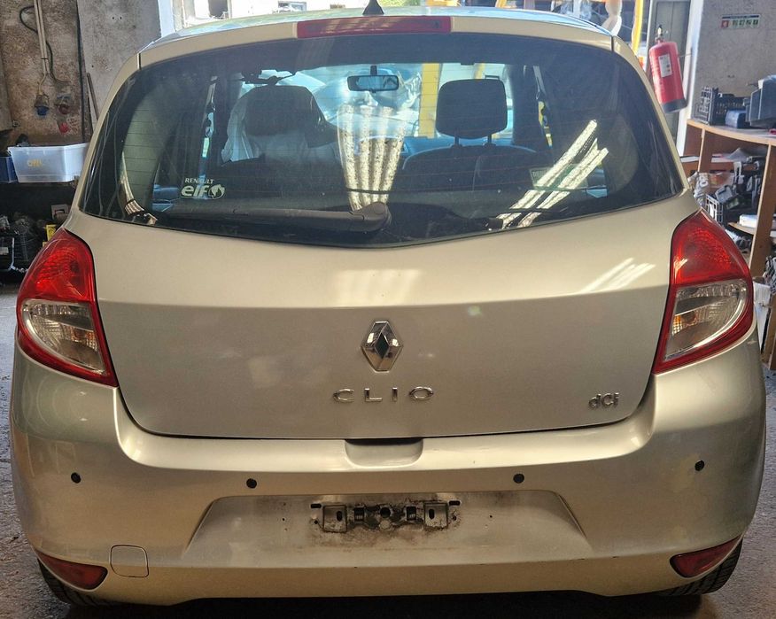 Renault Clio para peças