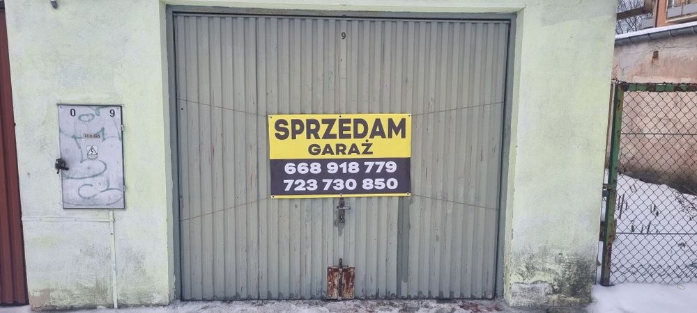 Sprzedam garaż murowany z kanałem 15 m2 ulica Ozdowskiego Gostynin