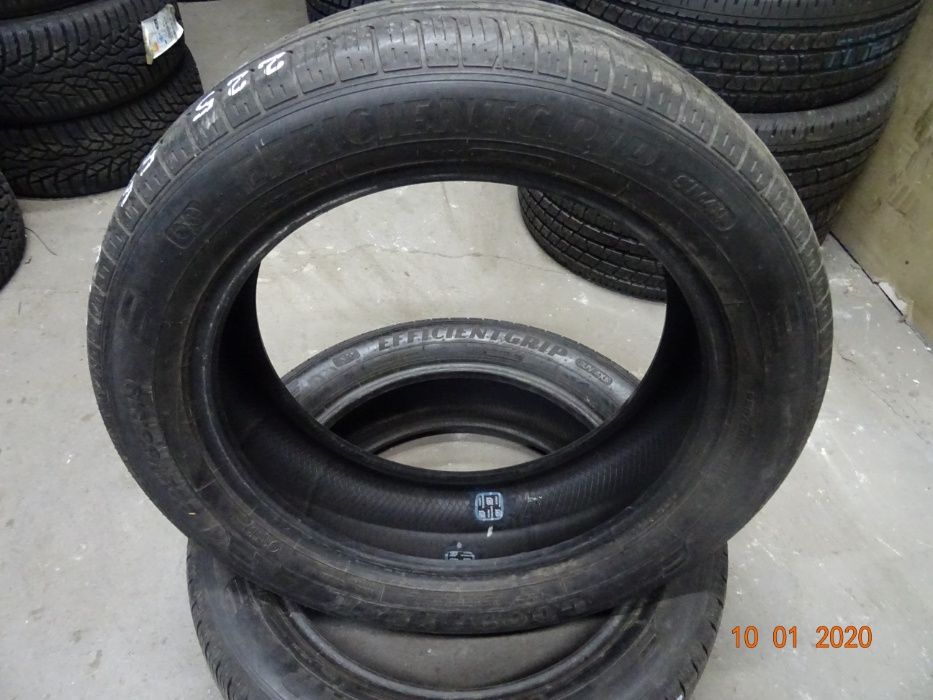 Opona 225/55R19 99V Goodyear EFFICientgrip 4x4 SUV (420 netto/szt.)