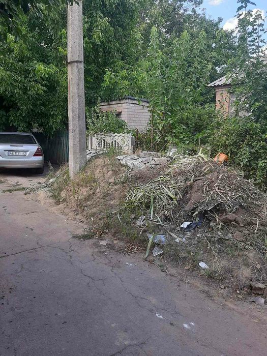 Земельные роботы копка траншеи сливной ямы демонтаж вывоз мусора
