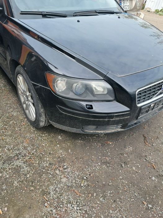 Zderzak przód volvo s40