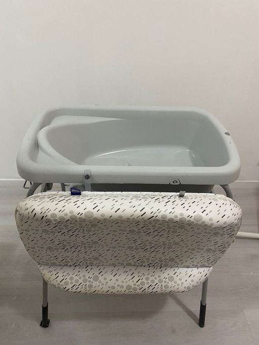 Banheira com trocador Chicco