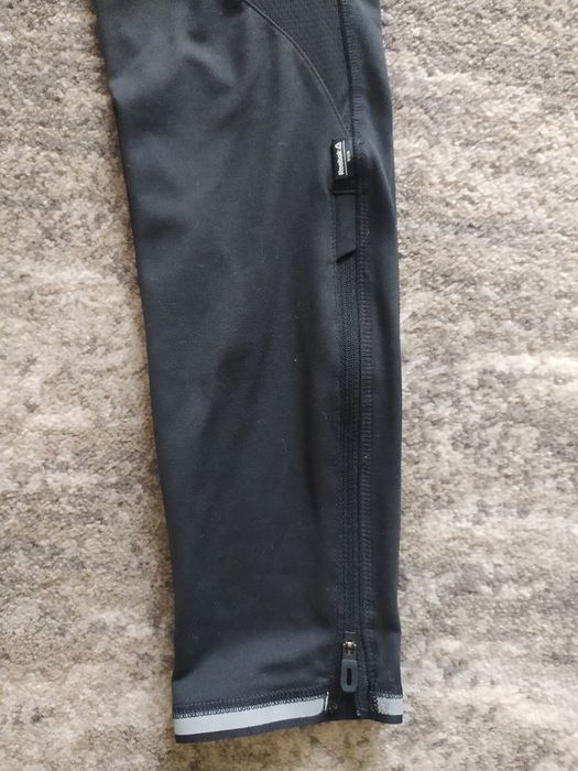Legginsy damskie z zameczkami w rozmiarze S