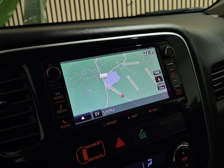 Mitsubishi Outlander 2.0PHEV - 94.000KM | GARANTIA | NACIONAL | PLUG-IN - 4WD - AUTO
