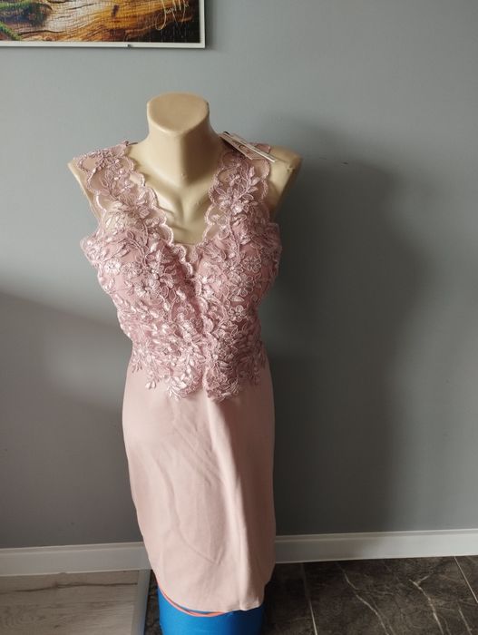 Nowa elegancka sukienka WalG rozm 38