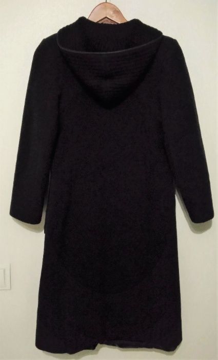 Пальто жіноче vistline.