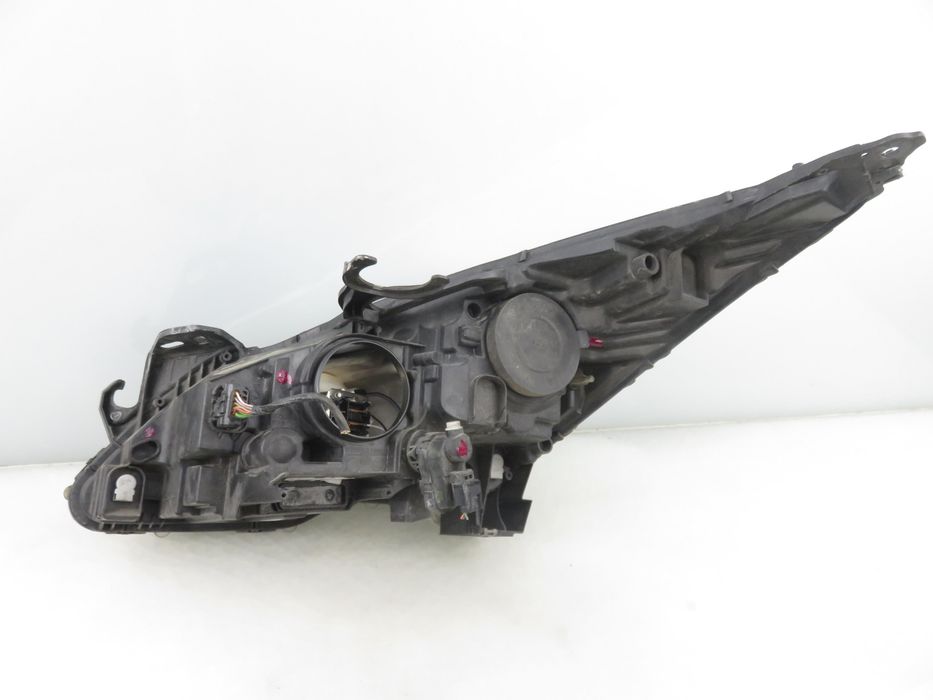 Lampa Prawa Przednia Peugeot 5008 (0u_, 0e_)