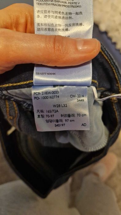 Spodnie jeansy levis