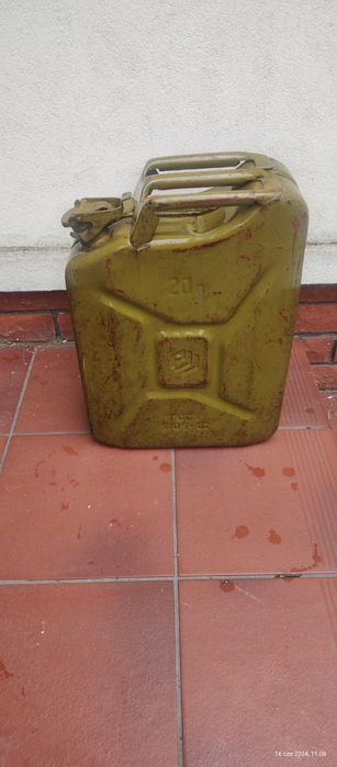 Kanister 20 litrowy