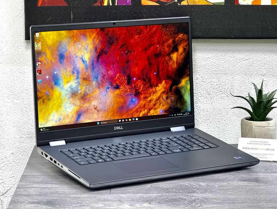 МОНСТР!!! Dell Precision 7780 / 17 Дюймів / DDR5 128Gb / i9-13950Hx / RTX 5000 16Gb