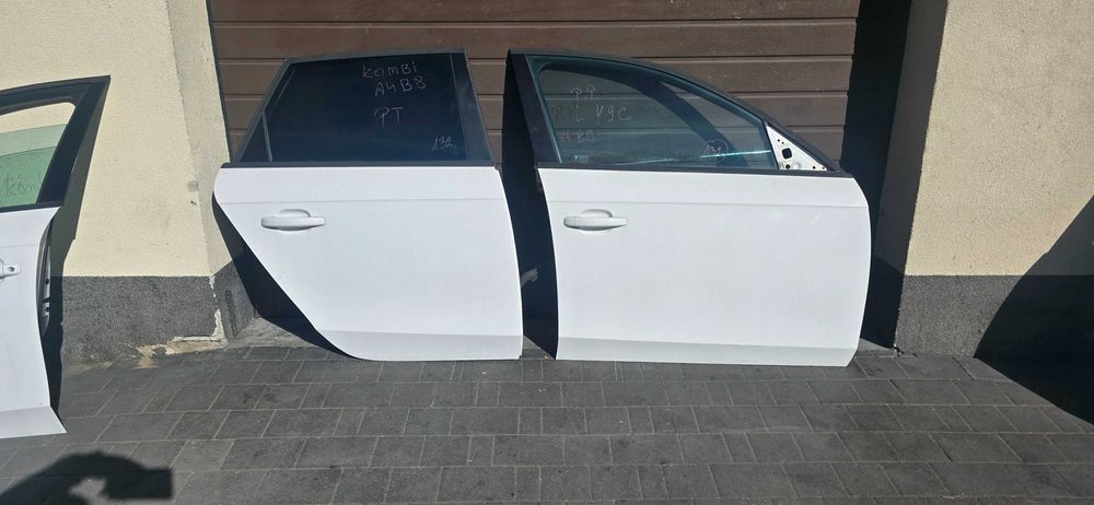 Drzwi prawe tylne tył Audi A4 B8  kombi Avant LY9C