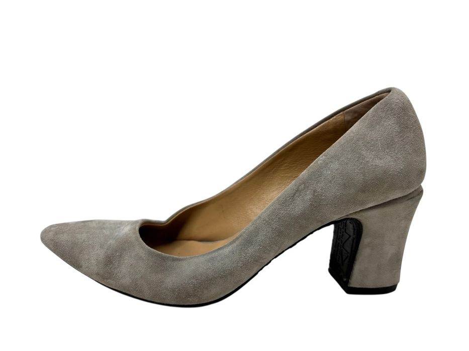 Czolenka skorzane zamszowe DKNY rozmiar 36