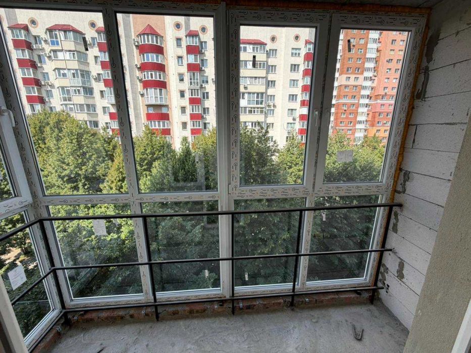 ТЕРМІНОВИЙ продаж 1 кімнатної квартири на Героїв України