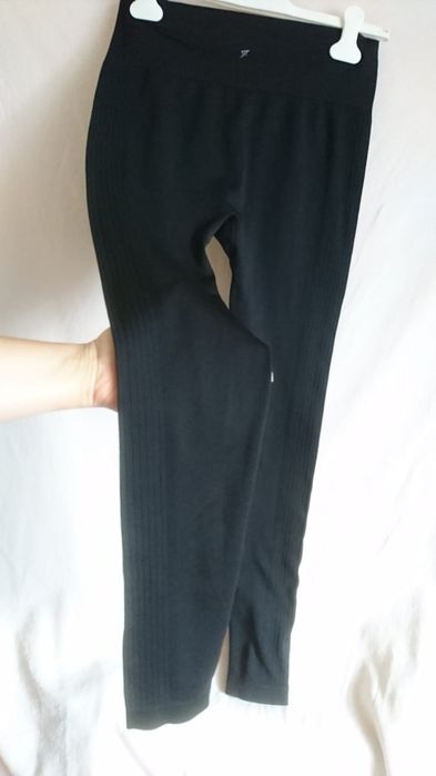 Legginsy damskie sportowe NOWE r M - 38 Workout