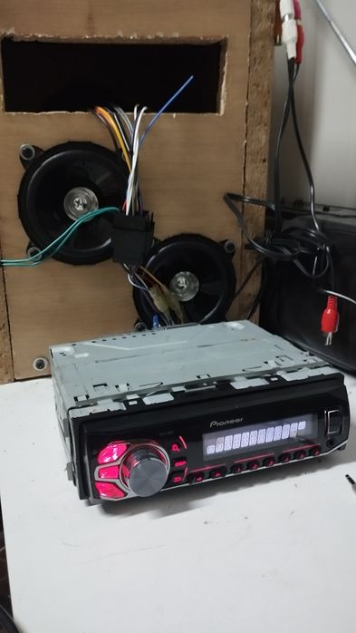 Radio pionner mvh-160UI AUX USB