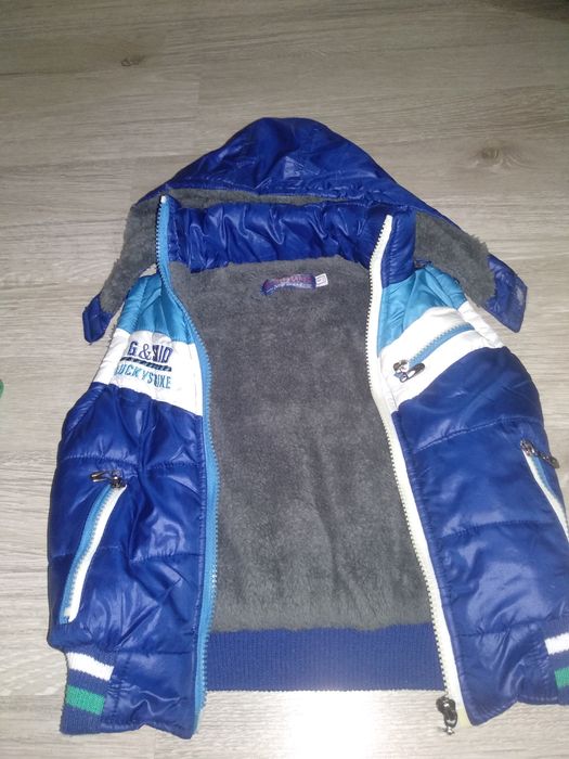 Безрукавка на хлопчика 4-5р