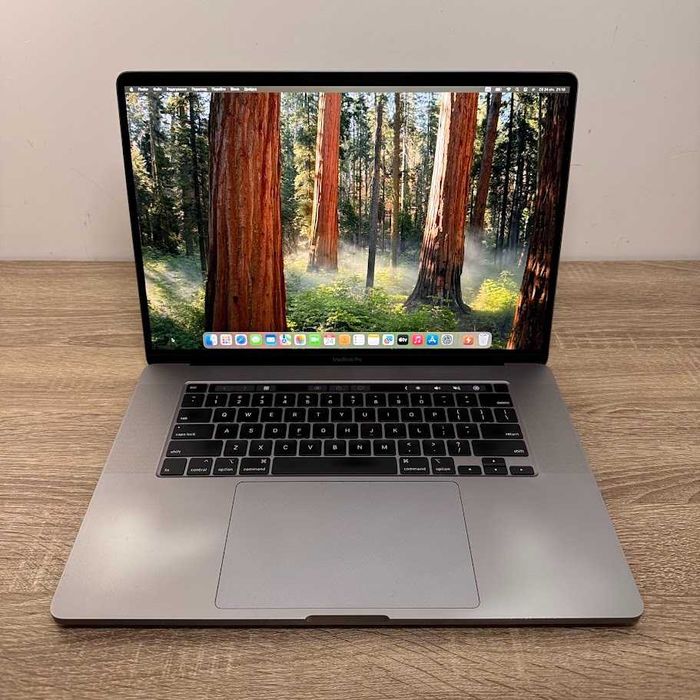 MacBook Pro 16" i9 / 32Gb DDR4 / SSD 512Gb / Radeon 4Gb (код: M1005)