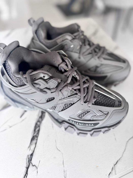 Wyprzedaż! -50% Sneakersy Balenciaga Track! 38