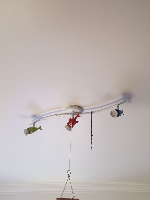 Luz de tecto com peixes
