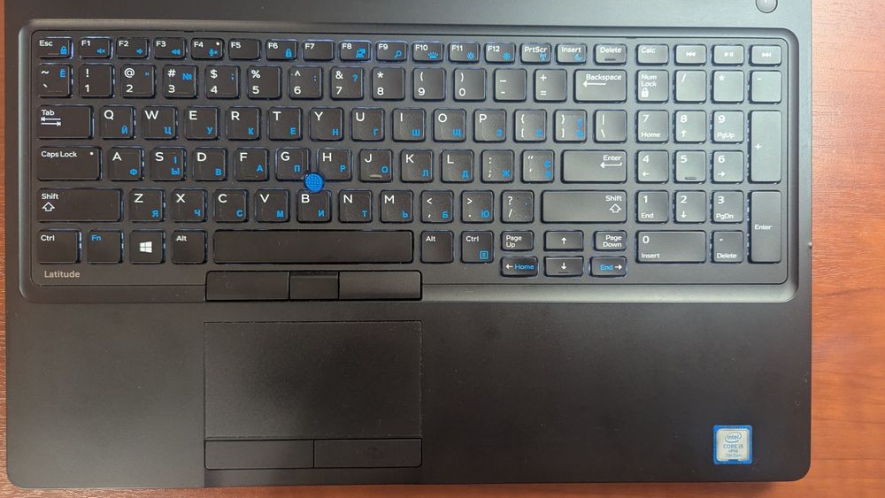 Dell latitude 5580/15,6"FHD/i5-7300U 3,5ГГц/8GB-DDR4/SSD-240GB