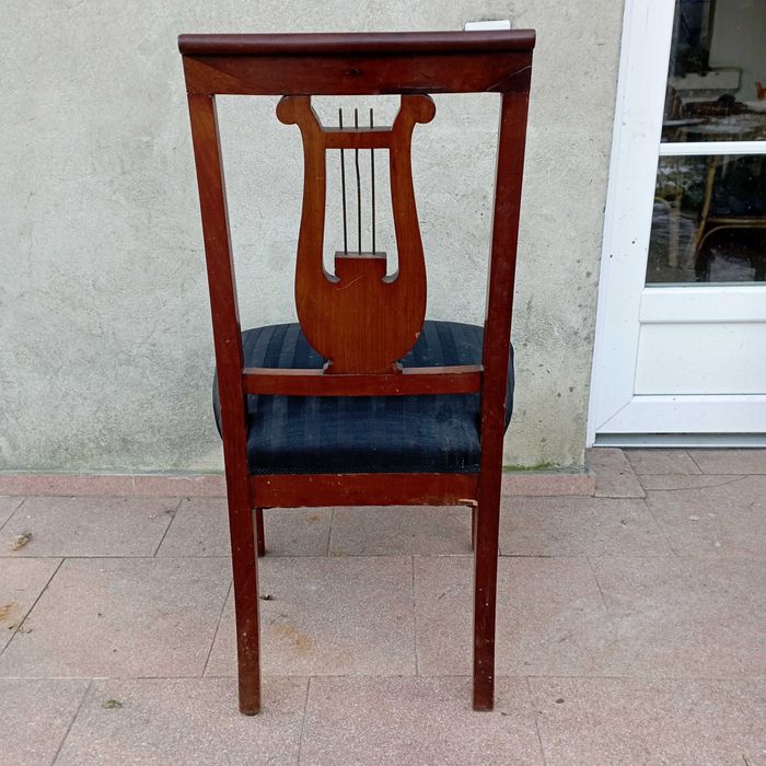 Krzesła" Biedermeier drugi" Mahoń z harfą