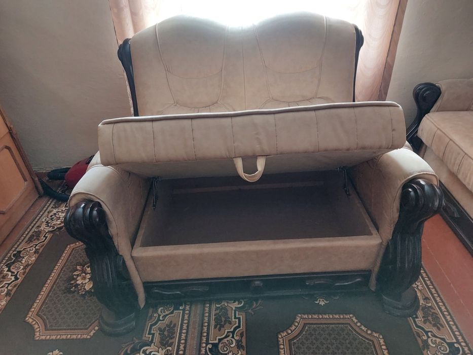 Продам    дивани