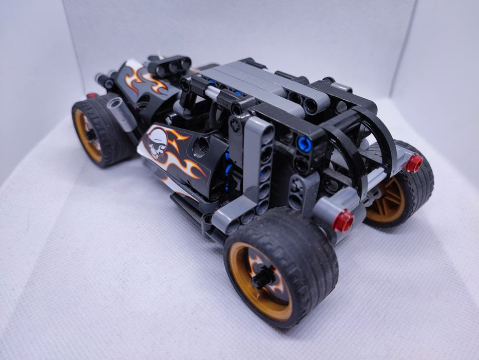 LEGO® 42046 Technic - Wyścigówka zbiegów