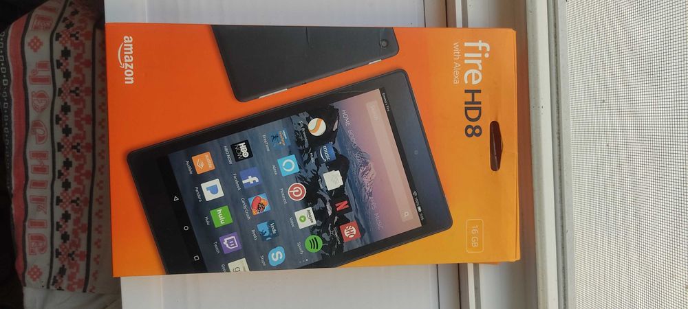 Amazon Fire HD8 на 16 ГБ