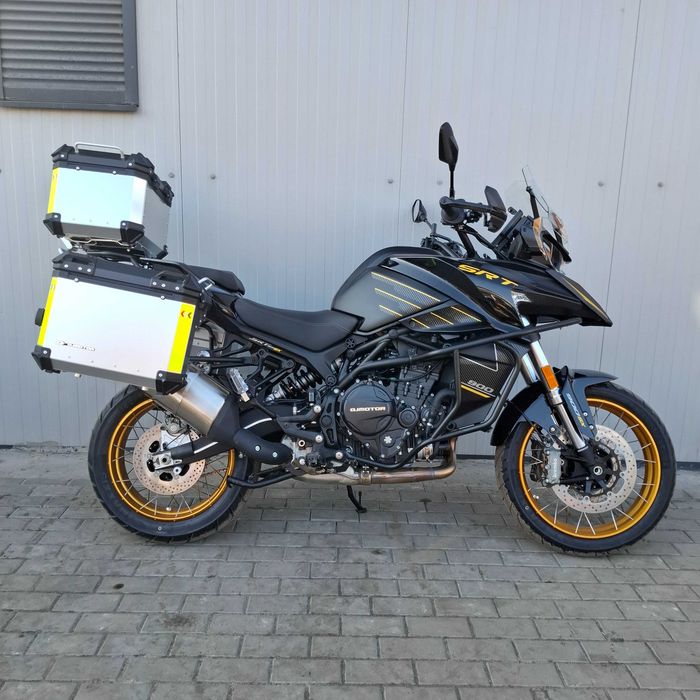 QJ Motor SRT 900sx - transport, raty