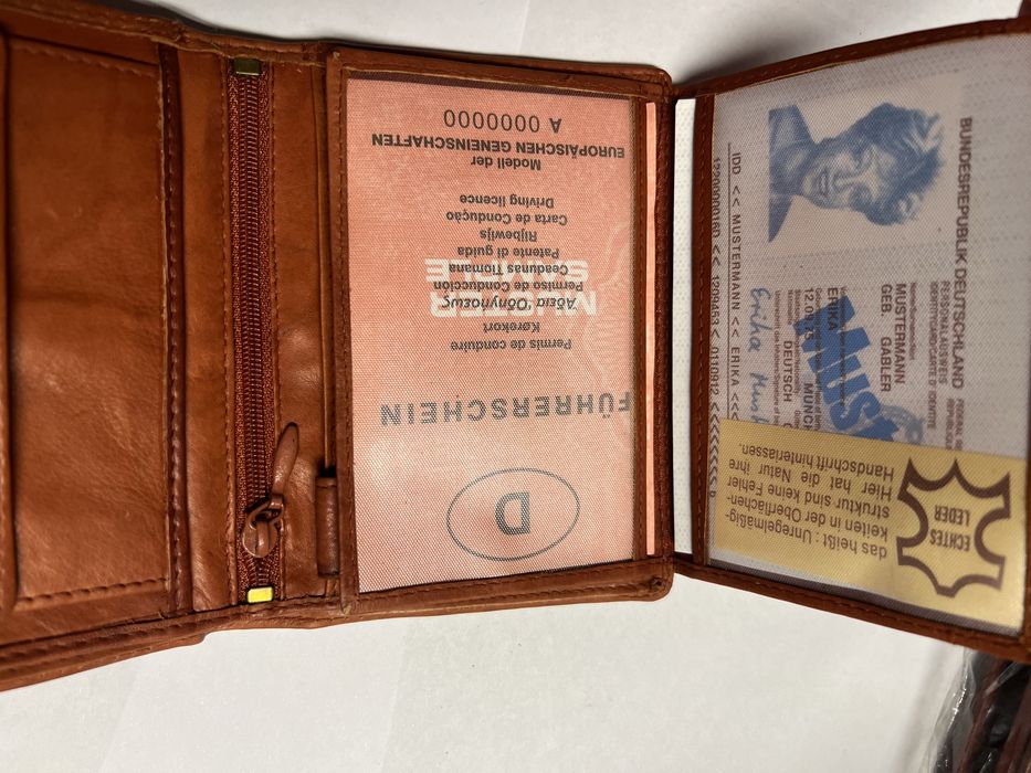 Portfel dkórzany nowy