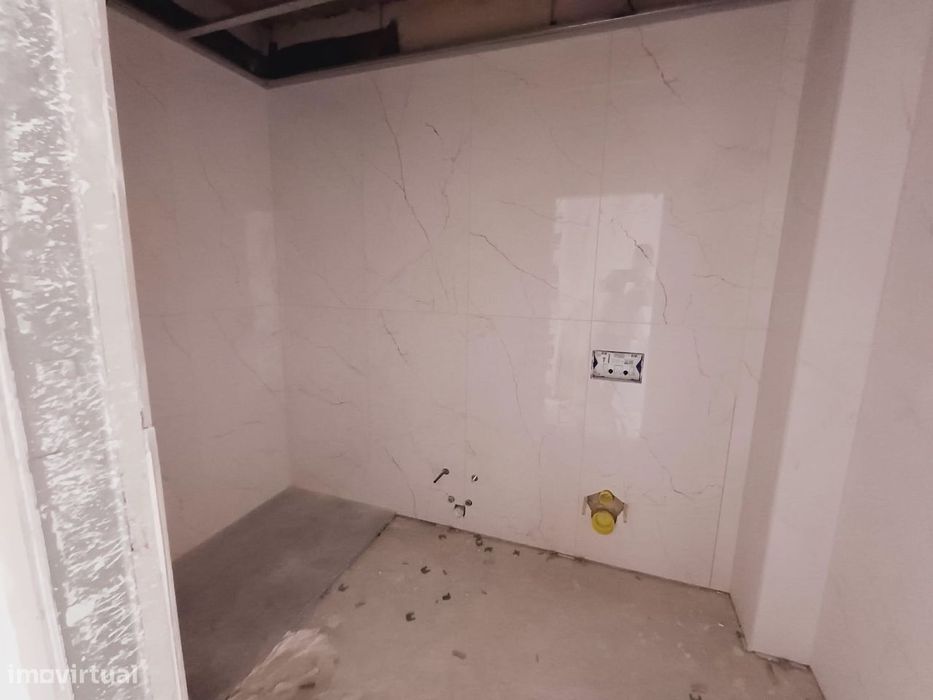 Apartamento T2 Novo de Luxo com garagem em Almancil