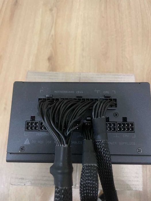 Блок живлення NZXT C750 750W 80+ Gold модульний ATX