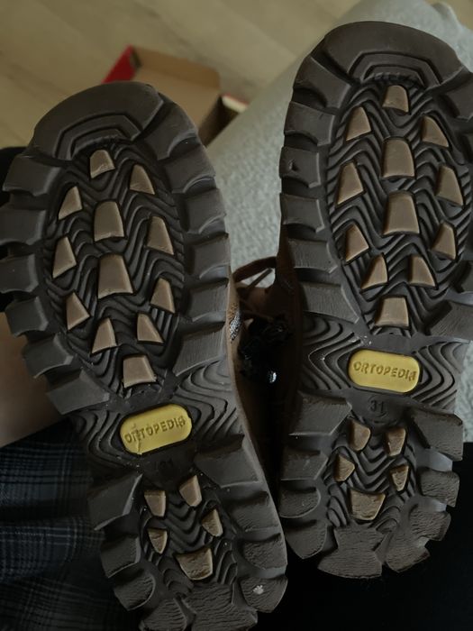 Buty dla chłopca.