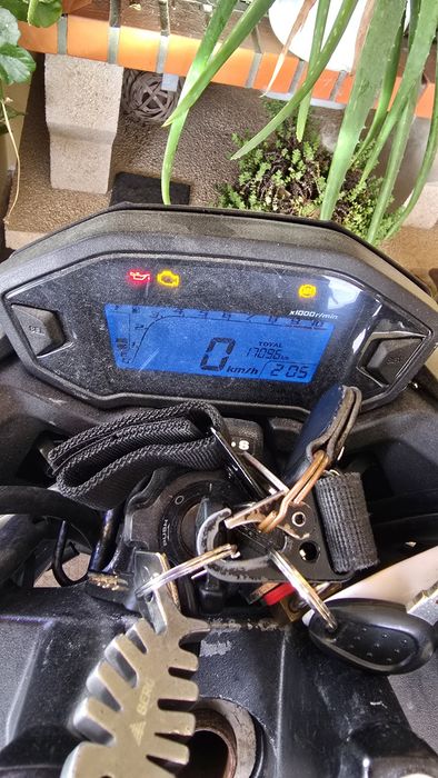 Honda CB500F 2018 — 17.000 km — ABS — A2 35kW — Pneus novos