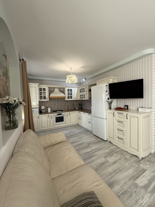 NEWStreet! 150кв.м Продам  Дворівневу кв по Пр.Миру