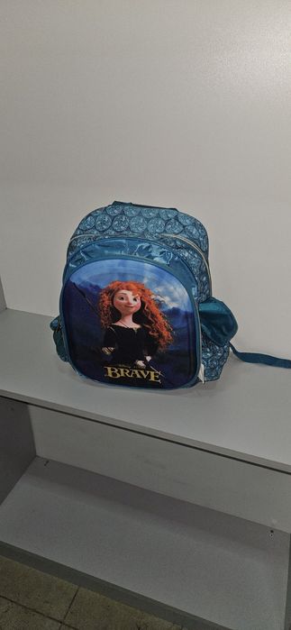 Шкільний рюкзак для дівчинки