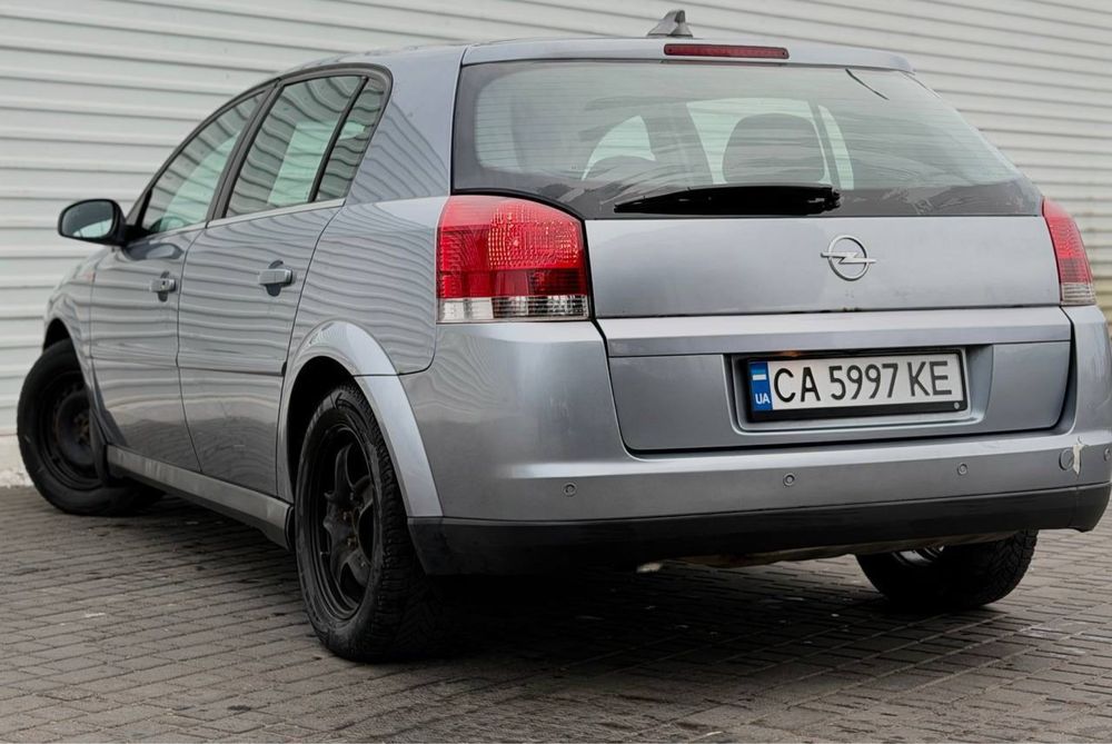 Opel Signum 2003