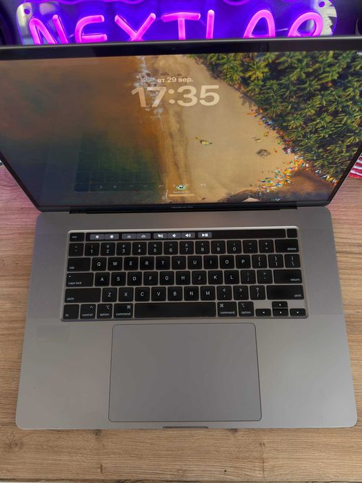 MacBook Pro 16 2019 i9 16\1 TB Space Gray Оплата частинами