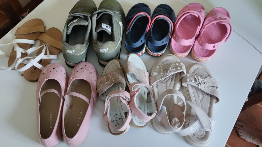 Calçado variado para criança